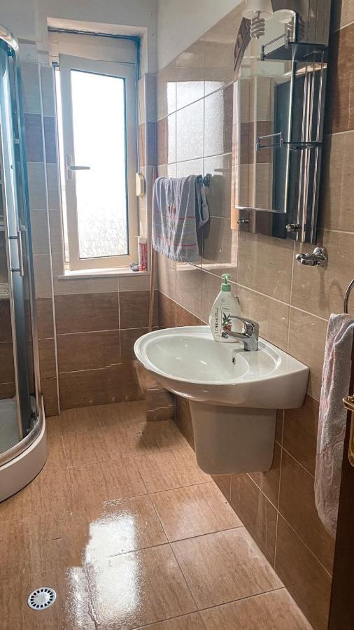 Lando Apartment Shkodër Eksteriør bilde